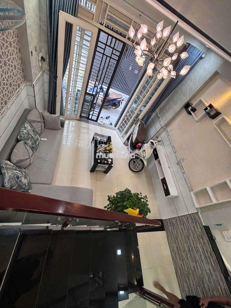 Nhà mới sạch sẽ nội thất đầy đủ  - 2