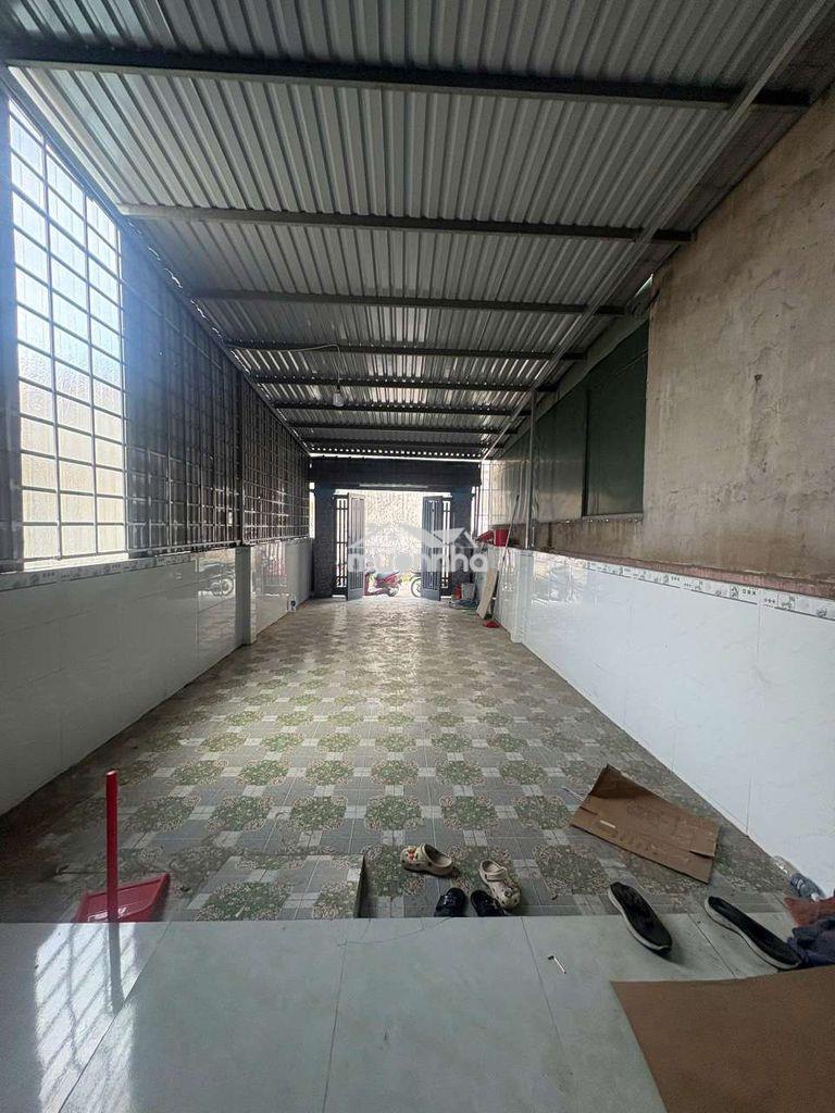 Nhà lầu đường xe hơi sân xe hơi gần cong an phường tân bình - 2