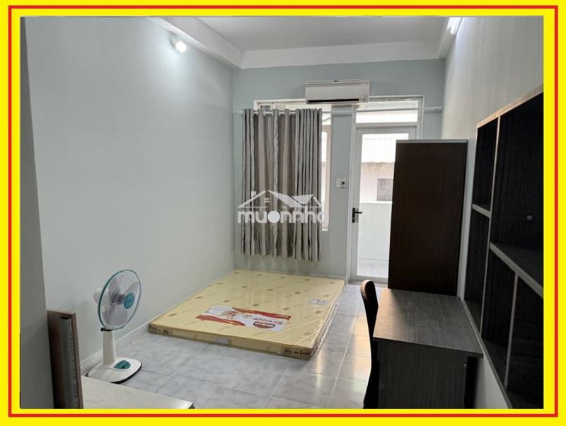 Phòng đầu ntlong, gần bv ung bứu, có ban công, full nội thất