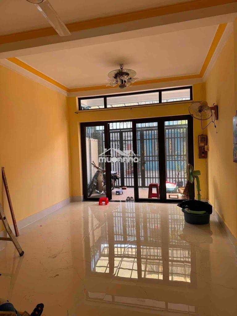 Cho thuê nguyên căn nhà mới hẻm xe hơi