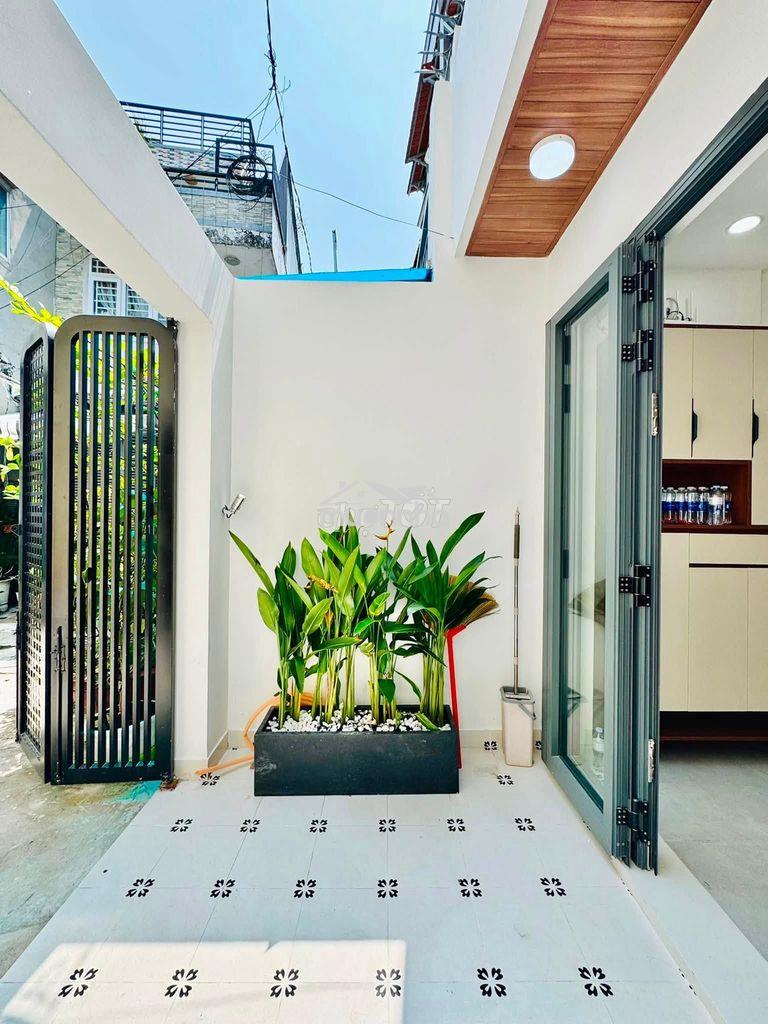Hxh tân hòa 2 - 3 tầng - 4pn - dòng tiền 13tr/tháng - shr - 5,55 tỷ - 4