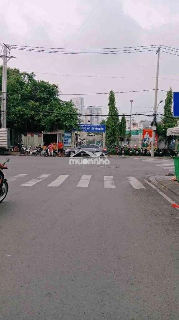Căn hộ quận 4 giá 2,38 tỷ – sổ hồng riêng – gần công viên khánh hội