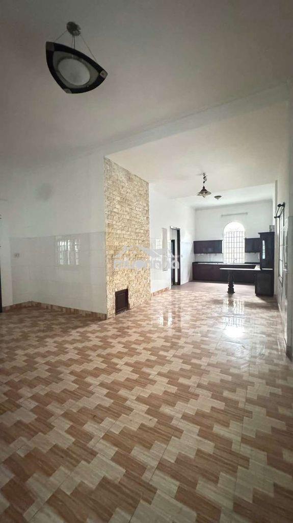 Biệt thự 450m² hẻm xe cont ngay ngả tư ga - 4