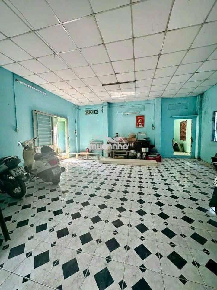 Nhà thuê gần chợ bà điểm hóc môn