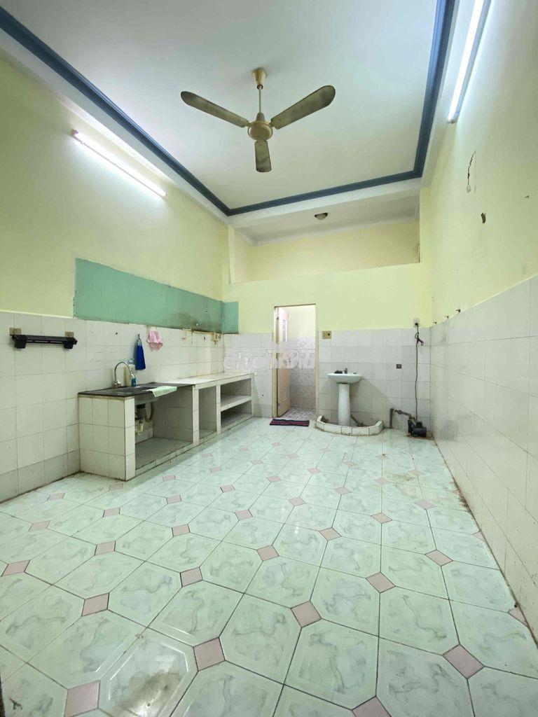 Cho thuê nhà q11 lãnh binh thăng giá 17tr 4 x 16-4 tầng hẻm 8m sát mt - 4