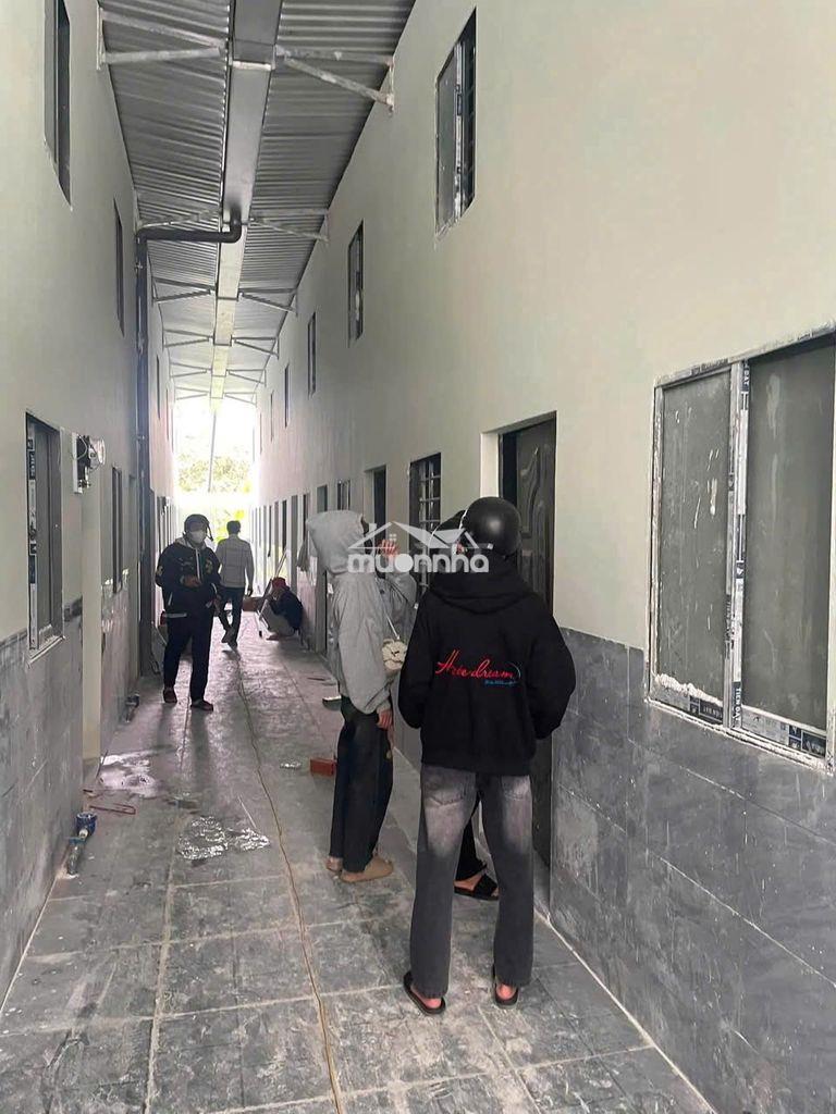 Khai trương tòa nhà mới cho học sinh , sinh viên