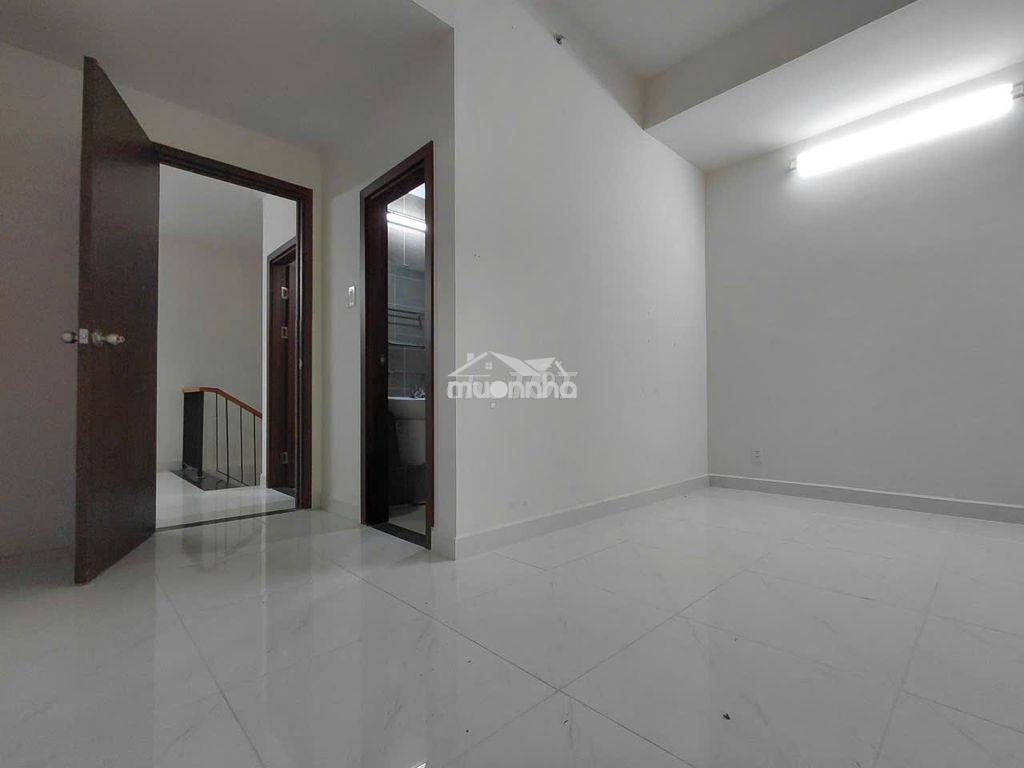 Cho thuê shophouse green river dt151m2 giá 15tr 1 trệt 1 lầu có 2pn q8 - 4