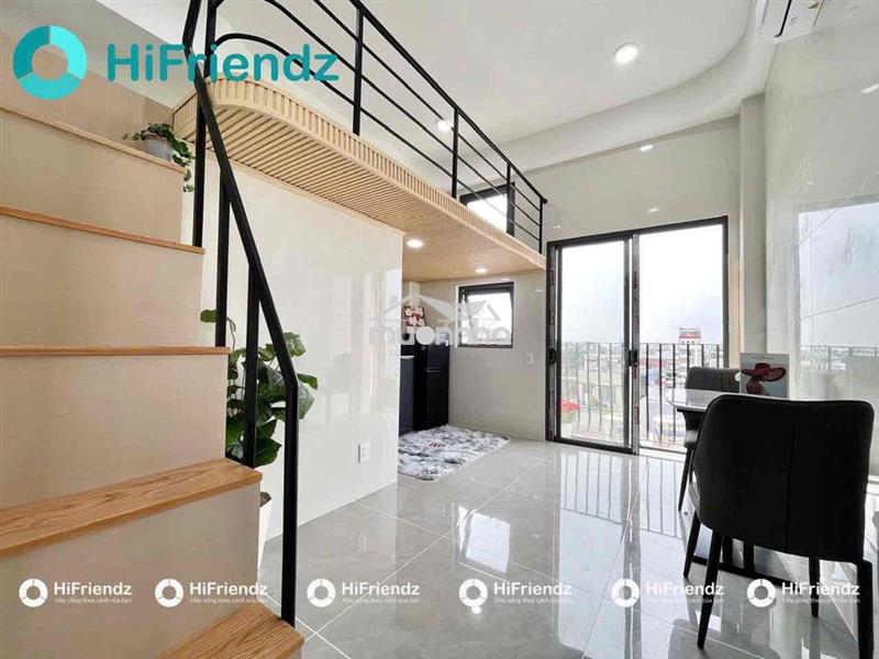 Căn hộ ban công cửa sổ trời mới xây siêu đẹp ngay hl2 gần hoà bình