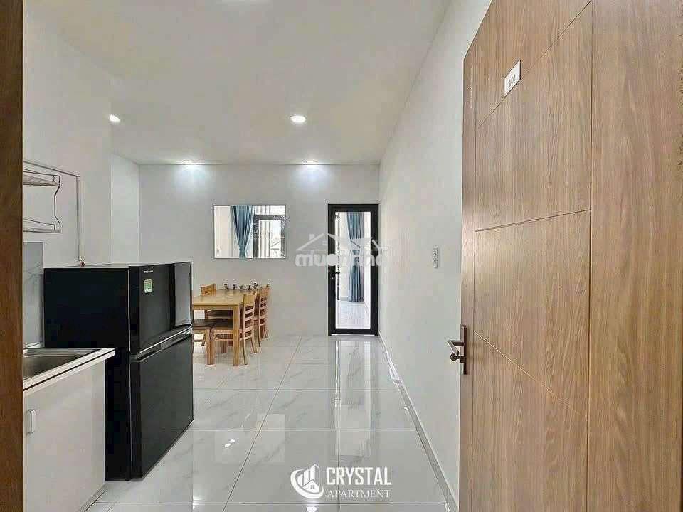 Căn 1 phòng ngủ ban công ngay trung tâm quận 10 - 3
