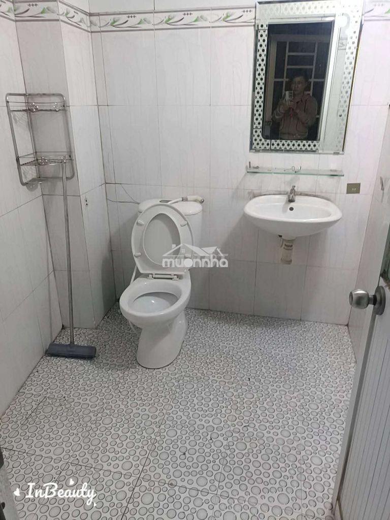 Nhà gần ngã 5 vĩnh lộc.1 phòng ngủ  - 3
