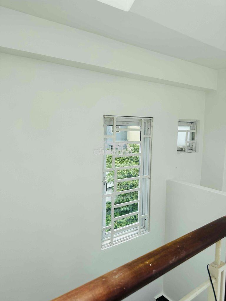 Chính chủ cho thuê nhà mới nguyên căn tt quận 1 - trần hưng đạo - 2