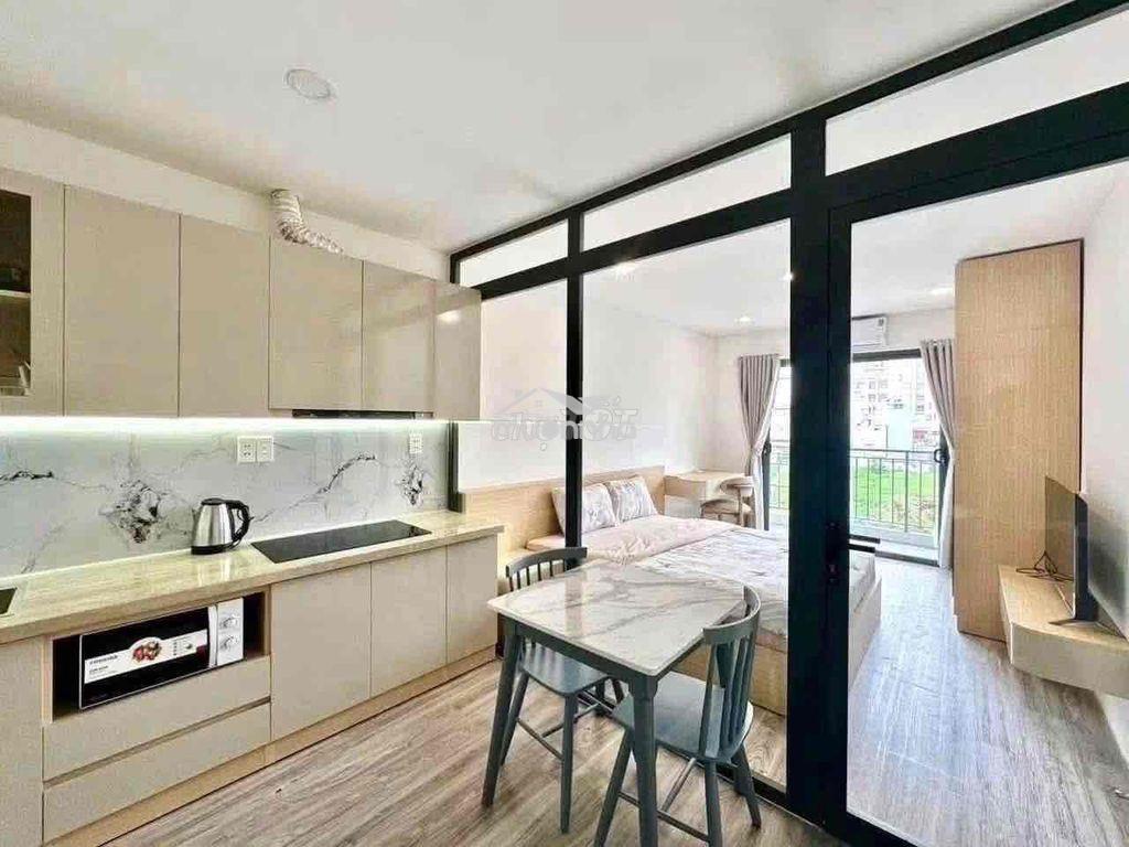 Căn hộ cao cấp chính chủ có thang máy và ban công - 4