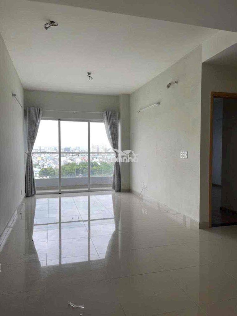 Charmington cho thuê 2pn2wc căn góc, ban công lớn - 3