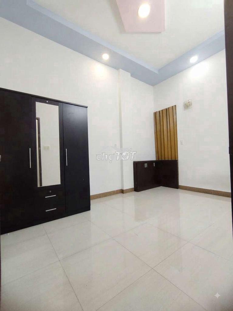 Cho thuê nhà cấp 4 hẻm đẹp 4 x 20 tô hiến thành  - 2