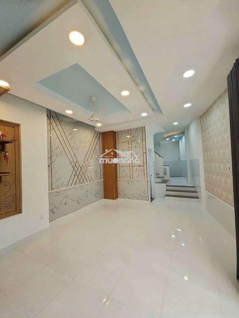 Nhà bán ngay trung tâm đường huỳnh tấn phát cạnh trường học cấp 2