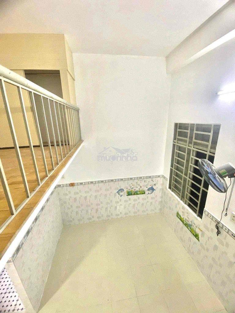 Phòng trọ sinh viên có gác tại lê trọng tấn, bình tân , giá chỉ 2tr9 - 2