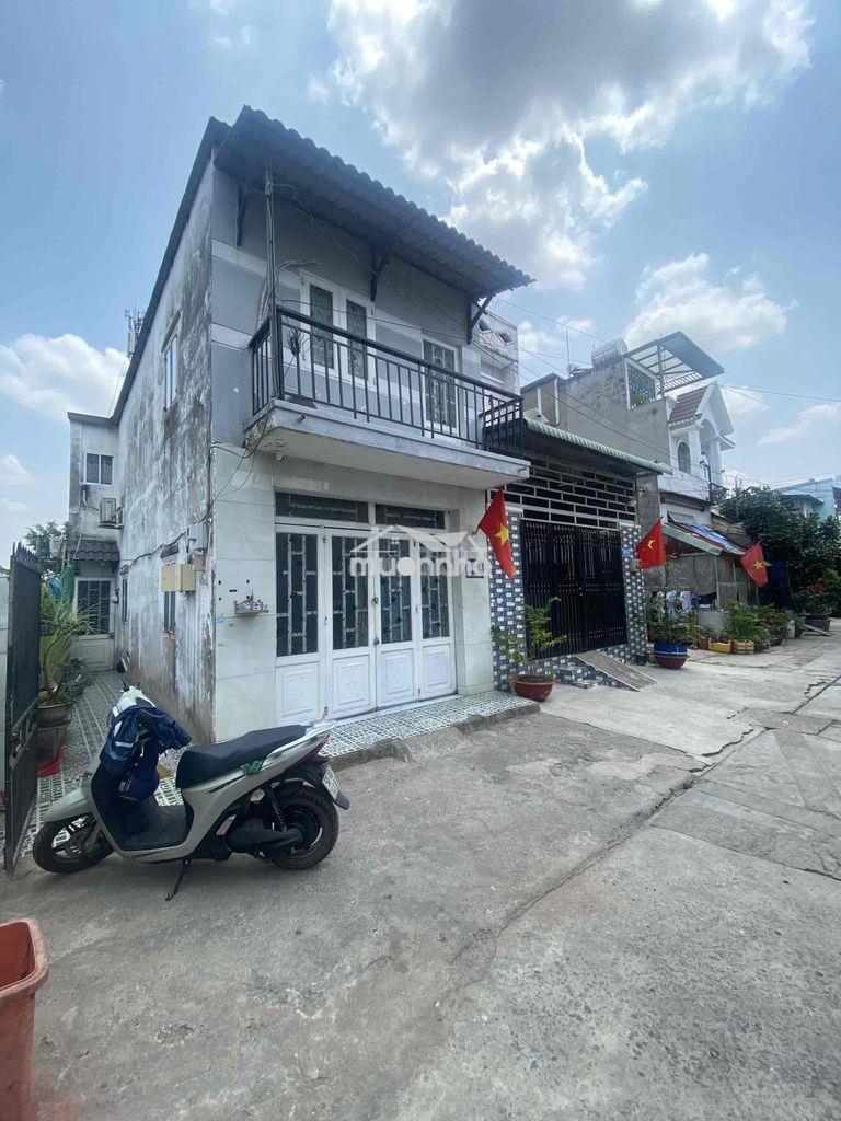 Cho thuê nhà 1 trệt 1 lửng 4x8. hẻm ô tô