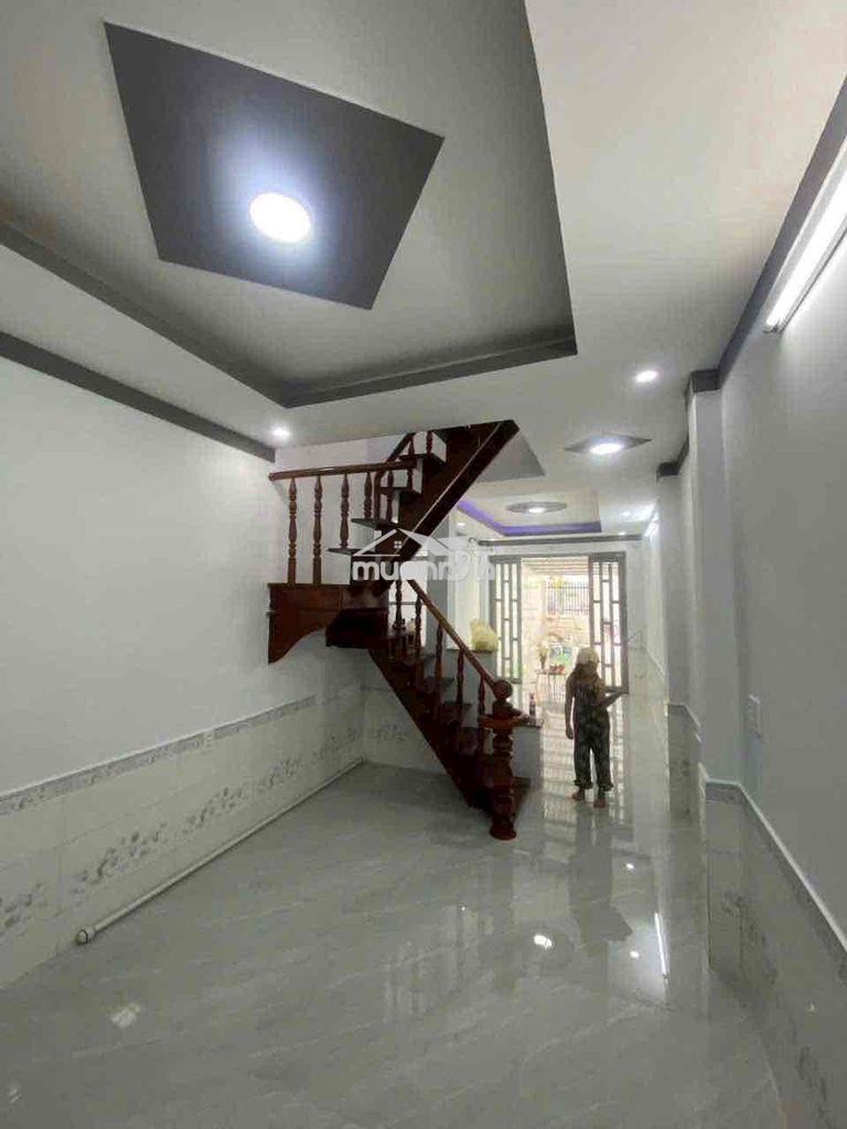 Nhà mt bà điểm xe tải thông mới đep - 4