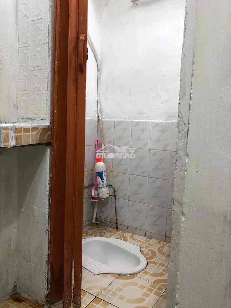 Cho thuê nhà riêng nhỏ xinh có gác xép và ban công - Ảnh 3