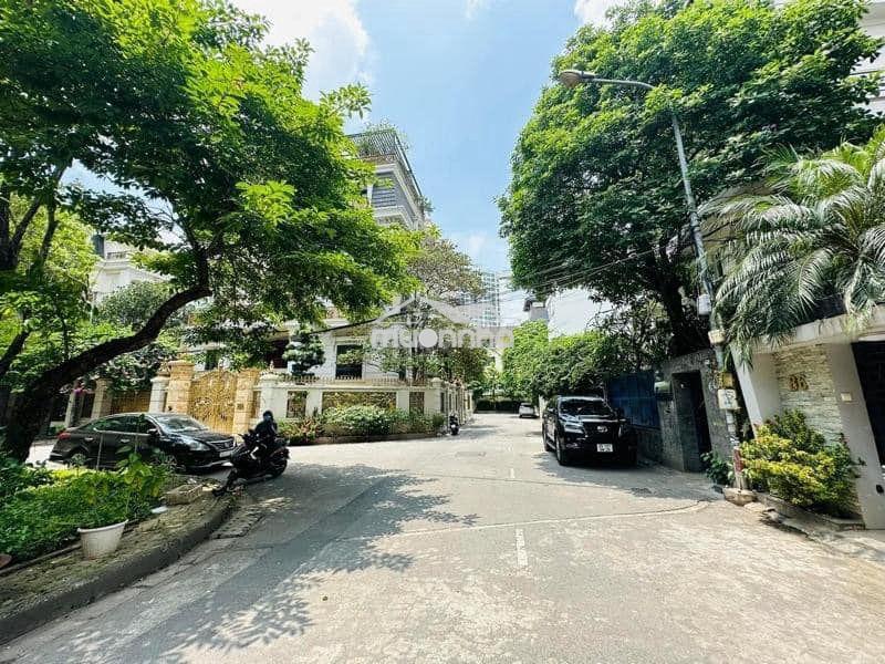 Bán biệt thự vườn đào – lotte tây hồ lạc long quân 200m2, 130 tỷ. - 2