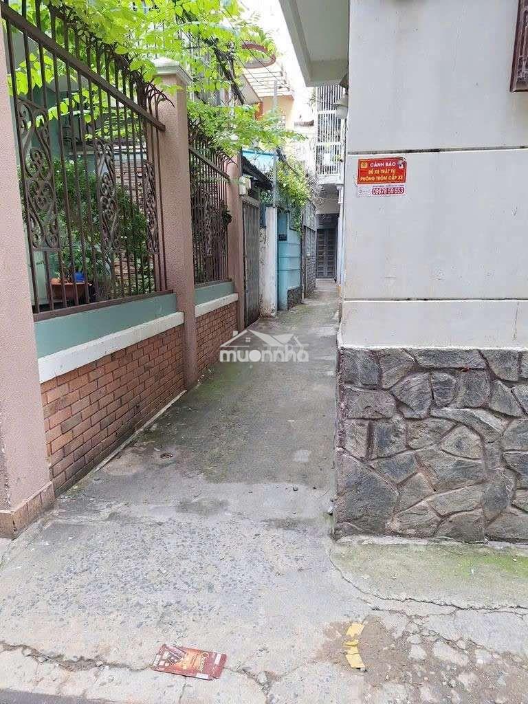 Cho thuê nguyên căn nhà cmt8 50m2, 2pn, 2wc giá 10tr - Ảnh 2
