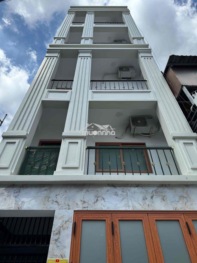 Chính chủ kẹt tiền cần bán toà nhà chdv 16 phòng gò vấp