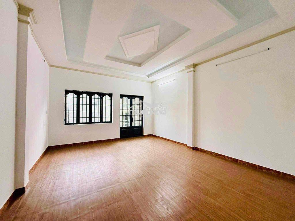 5x20m chủ xoắn giảm tiếp,nhà ở ngay 3 tầng 6pn hxh ngay trường học phi - Ảnh 2