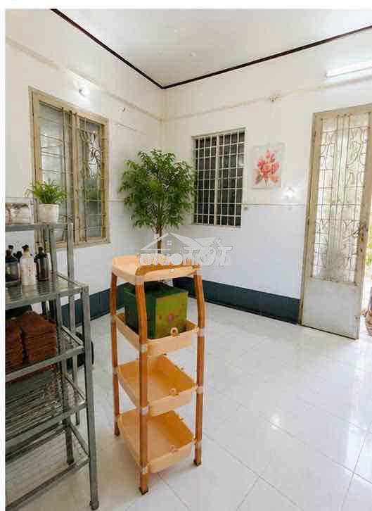 Nhà này 2tầng 2pn2w hẻm 3m
