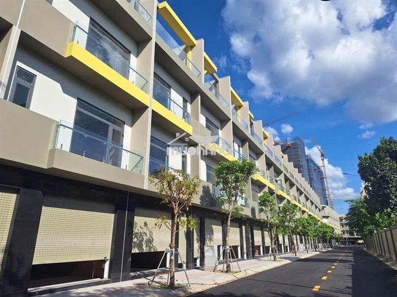 Cho thuê nhà phố thương mại bcons căn d1-12,14,09,11 giá chỉ 12tr/th