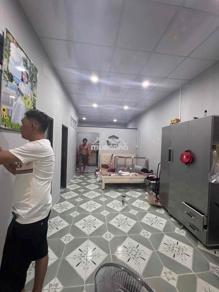 Cho thuê nhà nguyên căn sân vườn đầy đủ - Ảnh 2