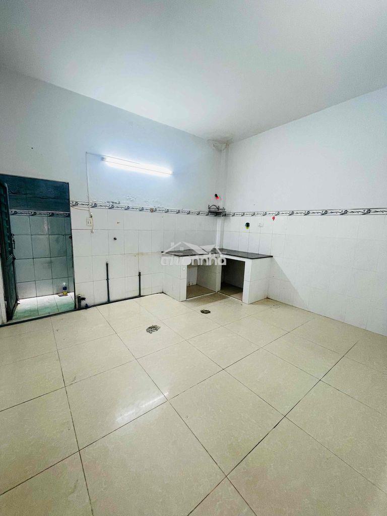 Cho thuê nhà nguyên căn đường lê văn quới 8m thông - Ảnh 4
