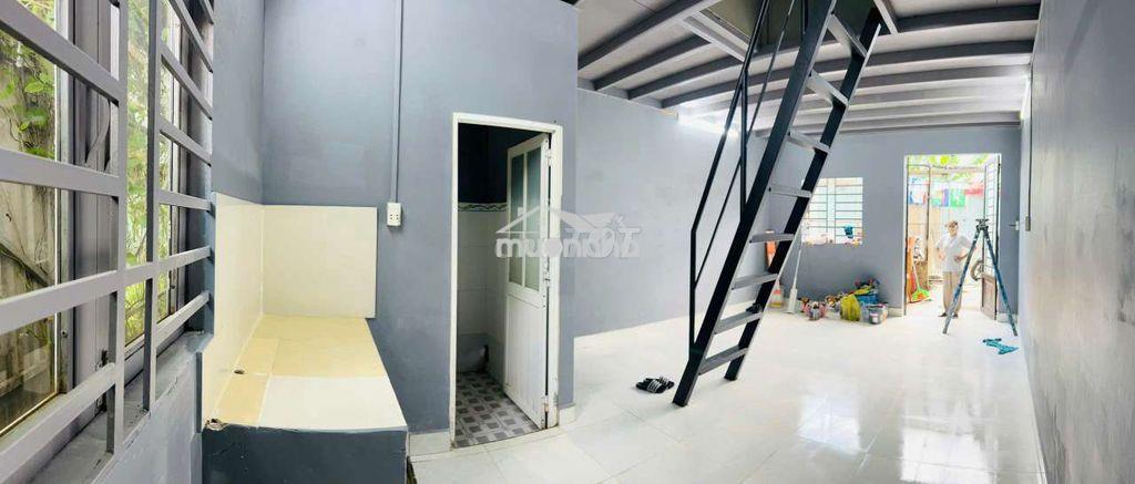 Nguyên căn chính chủ 1 lầu 2pn cọc 1 tháng - 2
