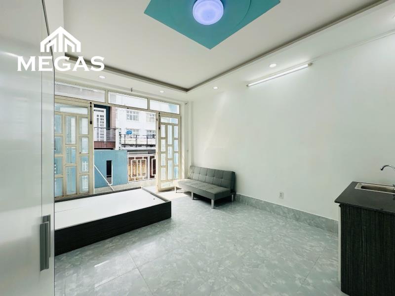 Studio ban công gần đại học văn hiến - âu cơ, lạc long quân - tân bình
