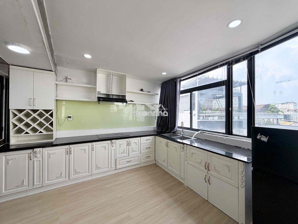 Căn hộ 1pn 50m2 fullnt cửa sổ to thoáng với dàn bếp to siu phẩm - Ảnh 2