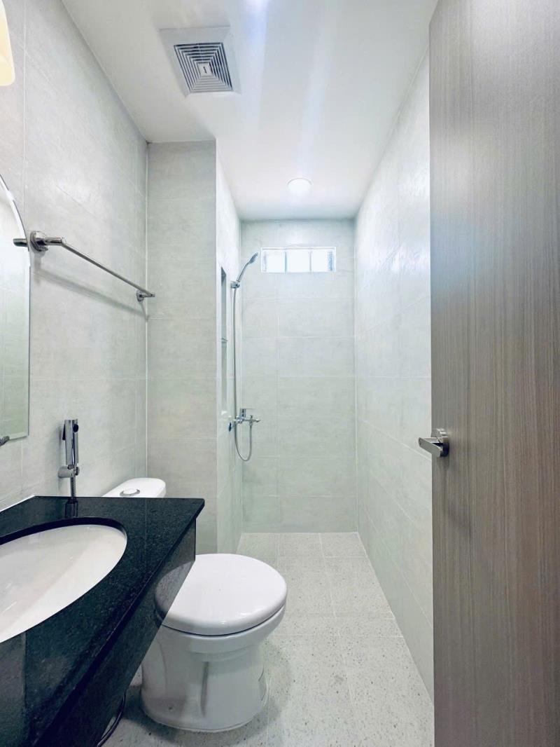 Full nội thất, ban công thoáng mát; gần vlu, hca, hutech...thuận tiện di chuyển q1, thủ đức, gò vấp..... - Ảnh 3