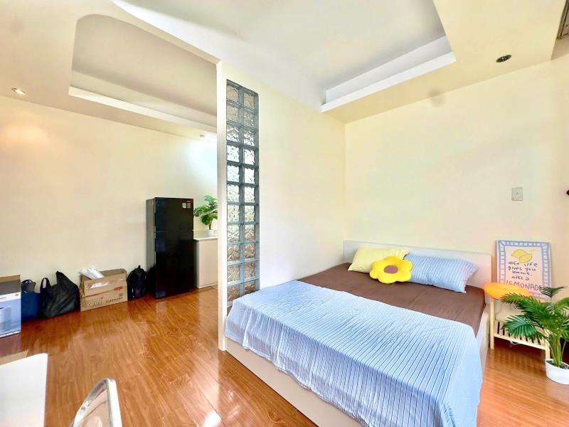 Cho thuê studio ban công 35m2 có máy giặt riêng ngay chợ bà chiểu - ngã tư phú nhuận - trường đại học văn lang - Ảnh 2