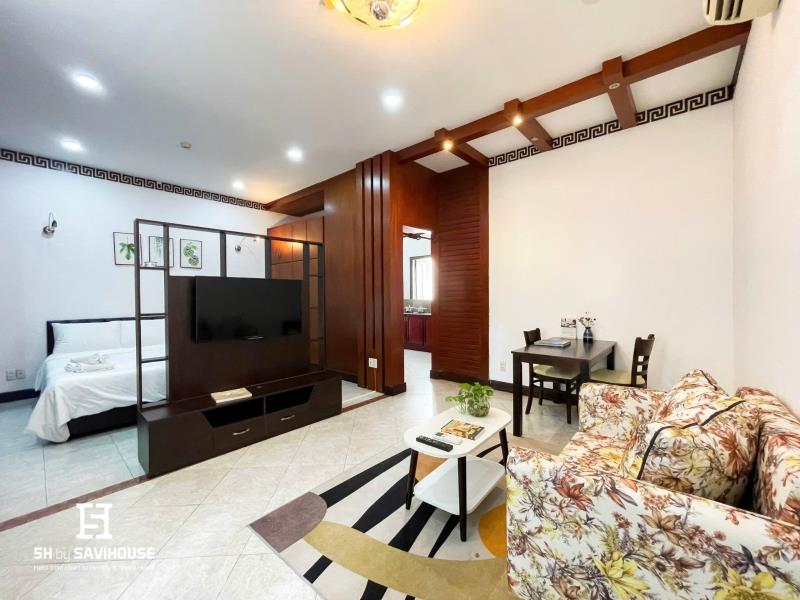 Phòng full nội thất ban công dang trọng trương quốc dung phú nhuận tiện nghi sang trọng