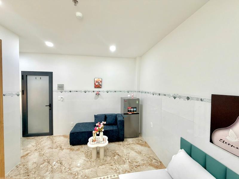 Nhà mới gần hàng xanh full nội thất, gần hutech, uef, gtvt, ngoại thương, thuận tiện di chuyển a1, thủ đức, gò vấp..... - Ảnh 3