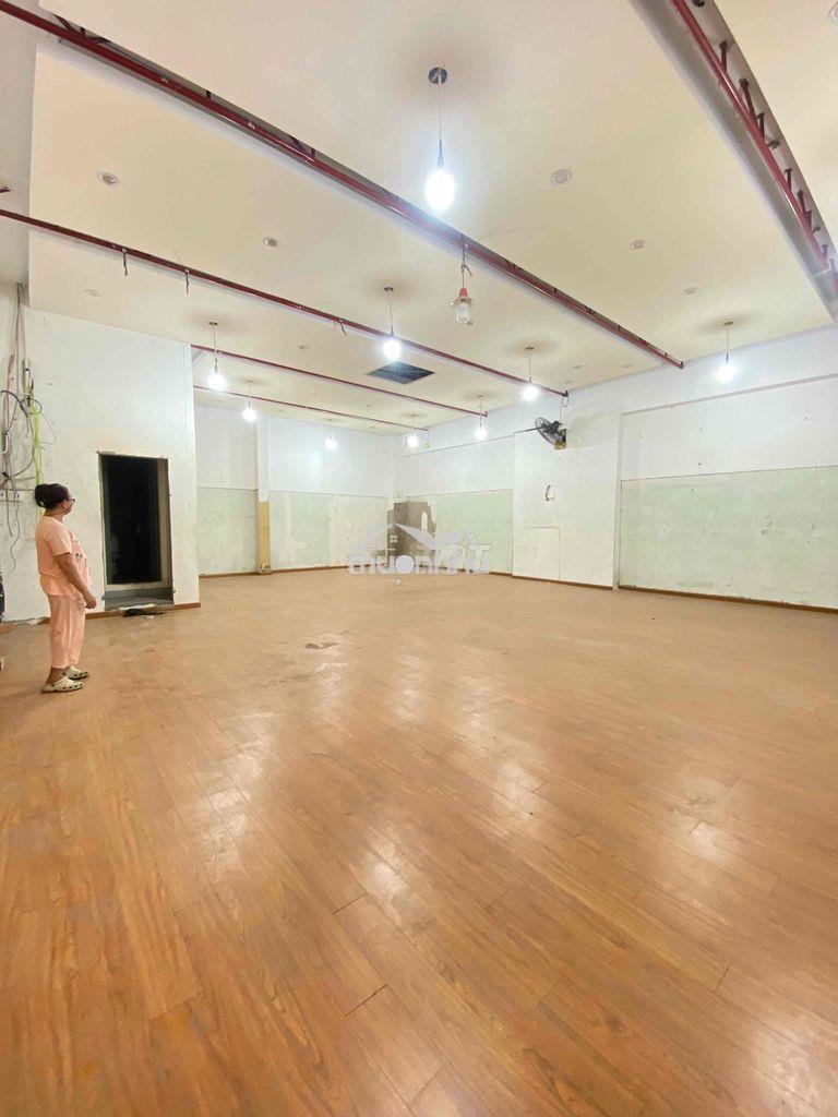 Kho cho thuê 240m2 mặt tiền khu bình phú q6 12 x 20 giá 35tr - Ảnh 3