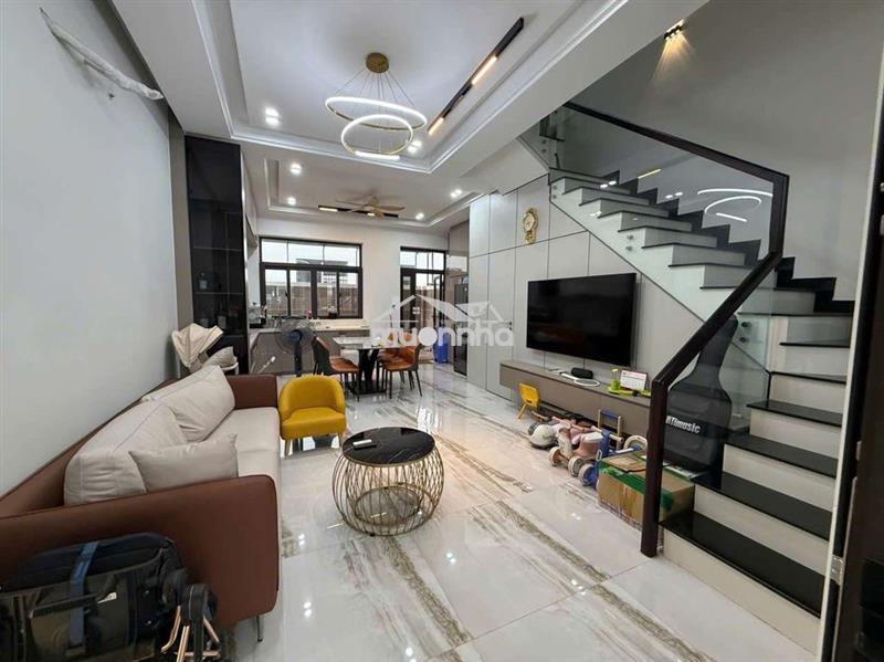 Cho thuê nhà phố tại lavida 4pn full nội thất hiện đại sân oto