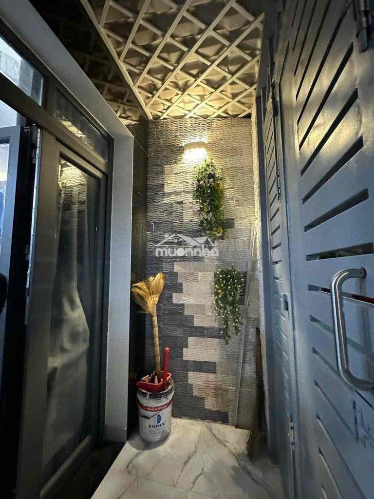 Bán nhà hẻm xe hơi sát nhà vị trí đẹp nguyễn duy q8 - Ảnh 3