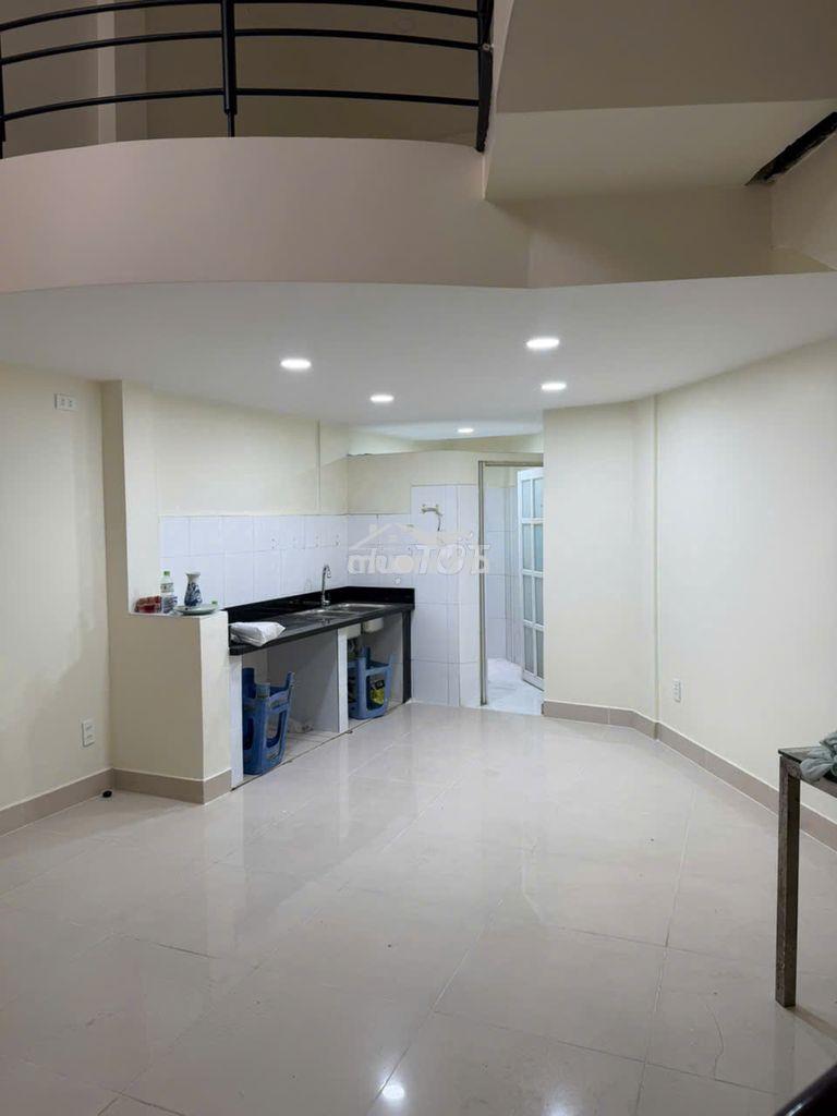 Nhà mới 3pn hẻm 4m hoà hảo quận 10 - Ảnh 2