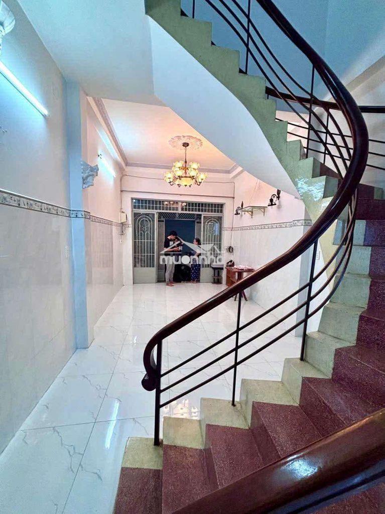 Nhà mới sạch sẽ - Ảnh 2