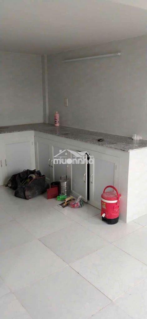 Cho thuê nhà nguyên căn tầng 1, rộng rãi có bằng công thoáng mát. - Ảnh 4