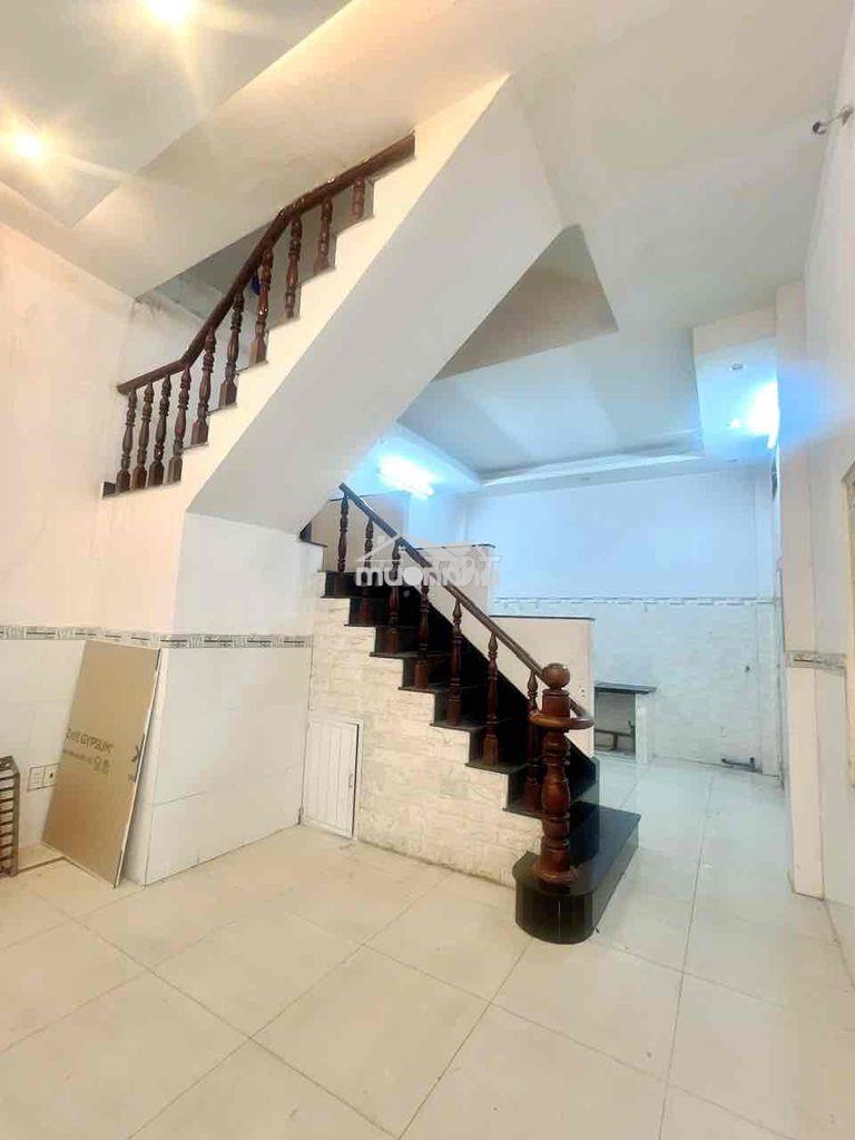 Nhà 3 tầng, ngay vinhom ba son nguyễn hữu cảnh, giáp quận 1, sổ vuông. - Ảnh 4