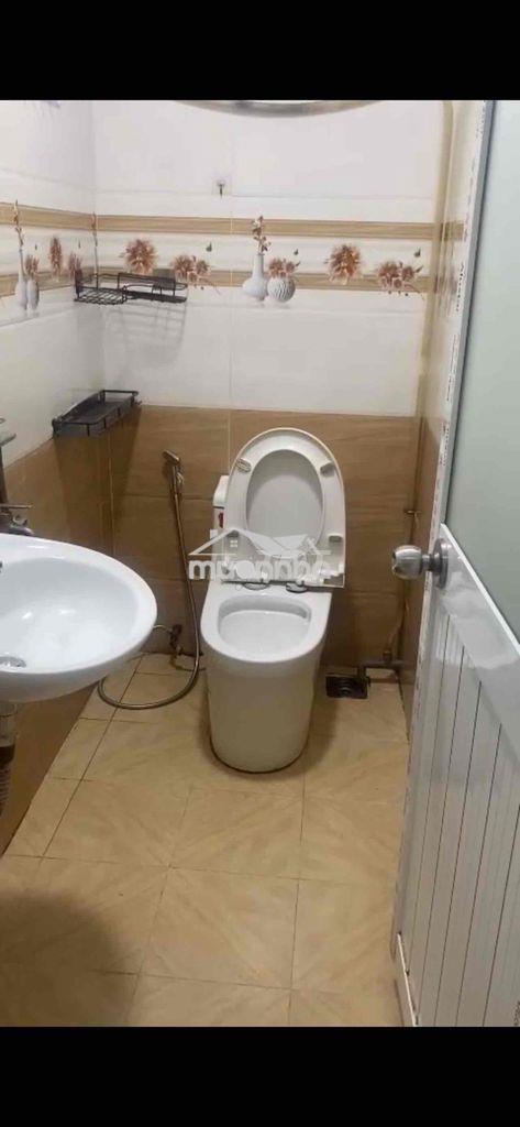 Cho thuê nhà cmt8 4x9 kết cấu 1 trệt 1 lầu 2pn 2wc 2 máy lạnh - Ảnh 2
