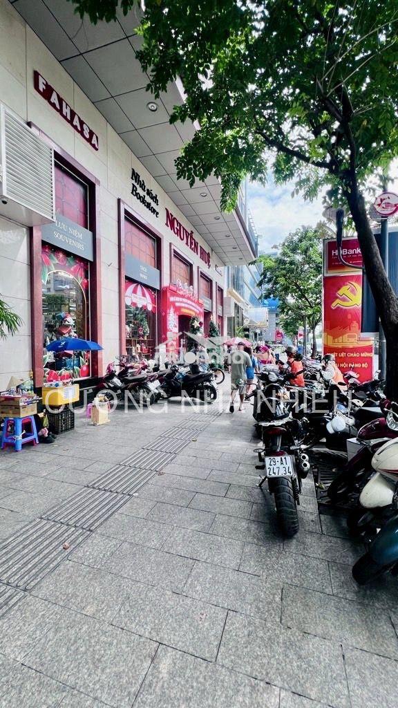 Hơn 2 tỷ có ngay hộ khẩu q1; căn hộ hiếm ngay phố đi bộ;sở hữu lâu dài - 2