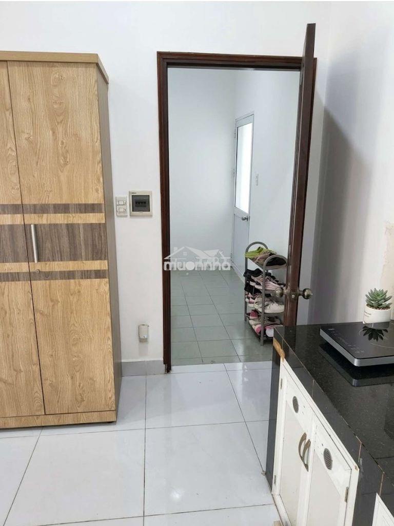 Phòng trọ 32m2 có ban công đường phan xích long  - Ảnh 4