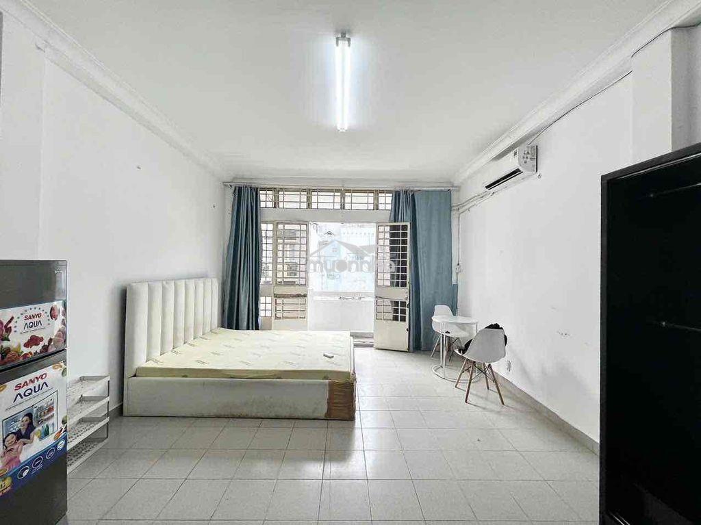 Căn phòng full nội thất ban công rộng nằm ngay tại trung tâm phú nhuận - Ảnh 3