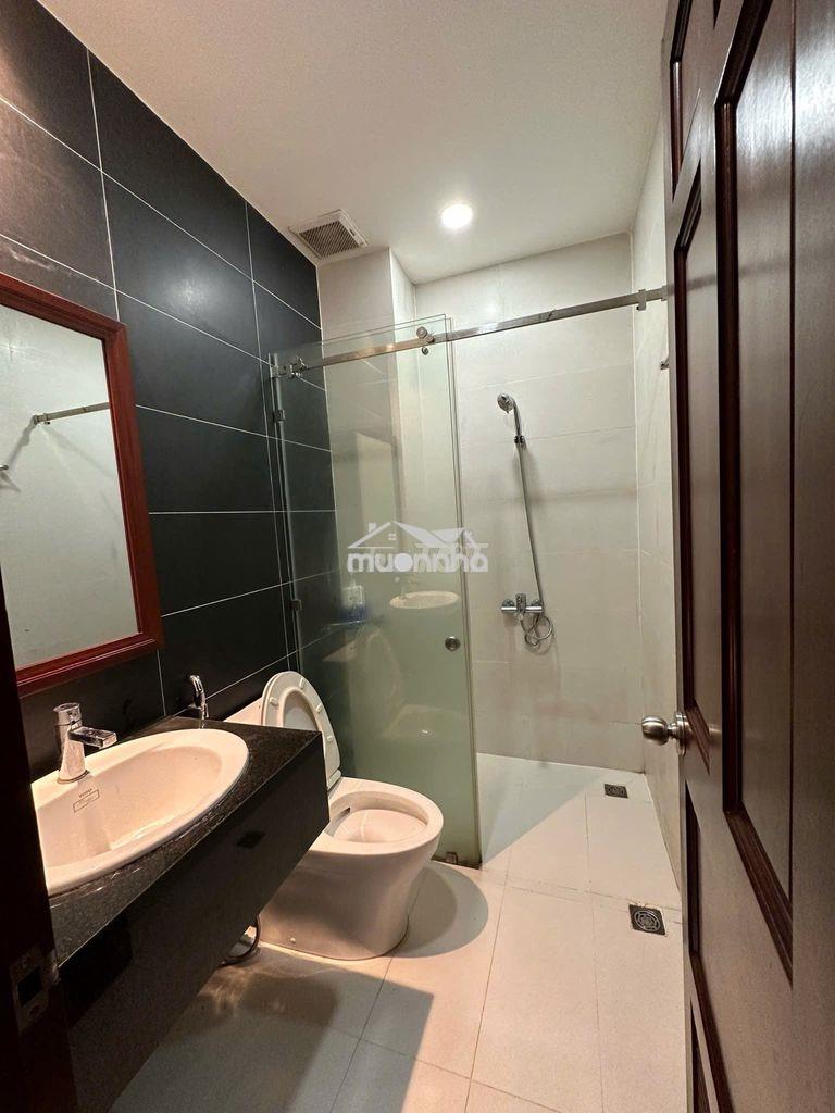 Cho thuê nhà mt tân phú, 4x20m. 5 lầu, 9 pn 10 wc, 36 tr - 3